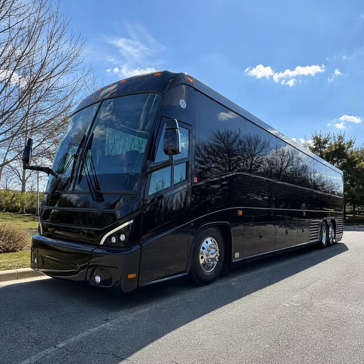 airport transfers and corporate event shuttles for renton teams