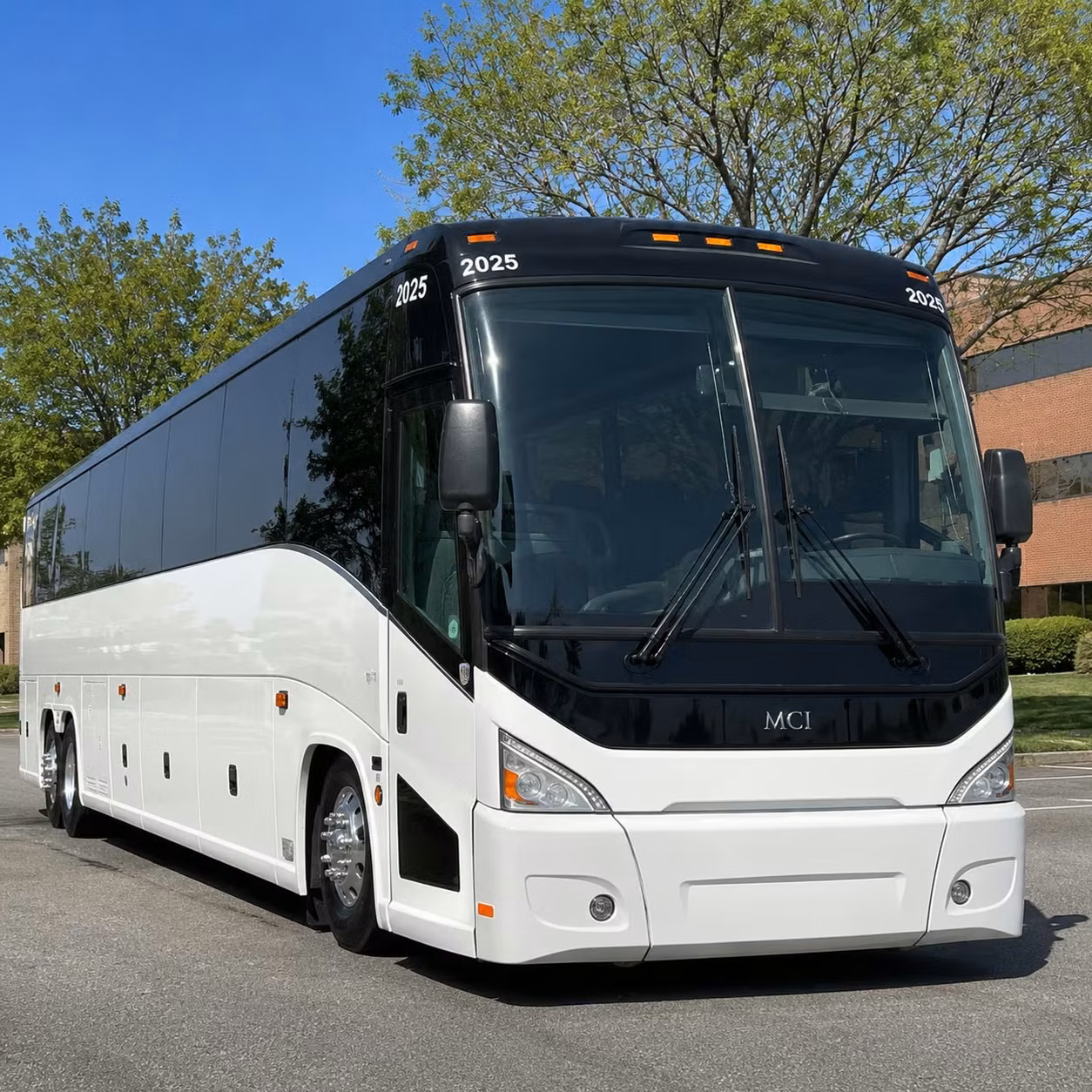 charterbusrenton com makes it possible to transport large congregations to regional conferences and events