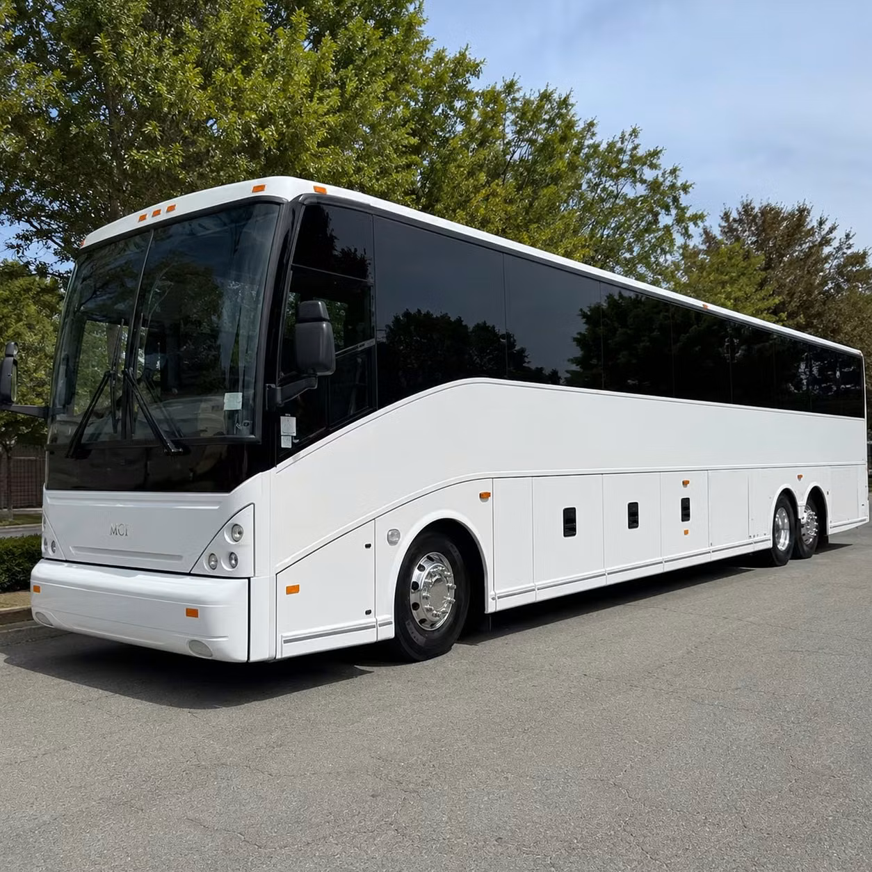 corporate groups and employee teams rely on renton airport shuttles every week