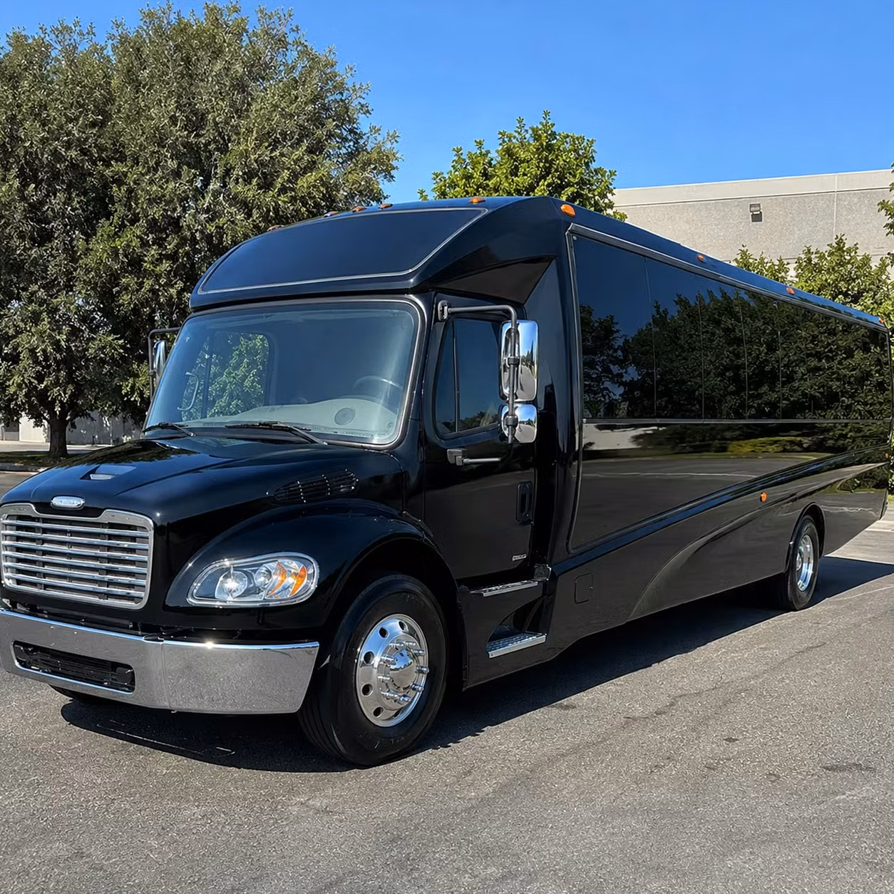 renton 15 passenger minibus rental